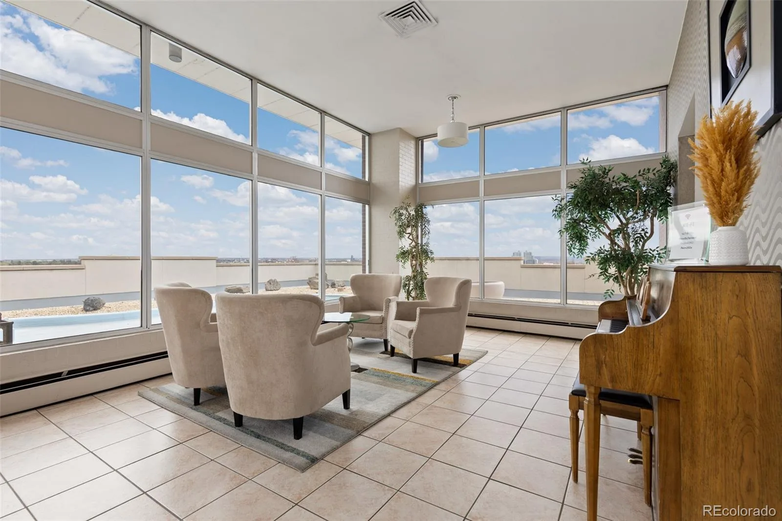 550 E 12th Avenue #1905 Denver CO 80203 MLS #REC1669411 07102026180155 1600 41