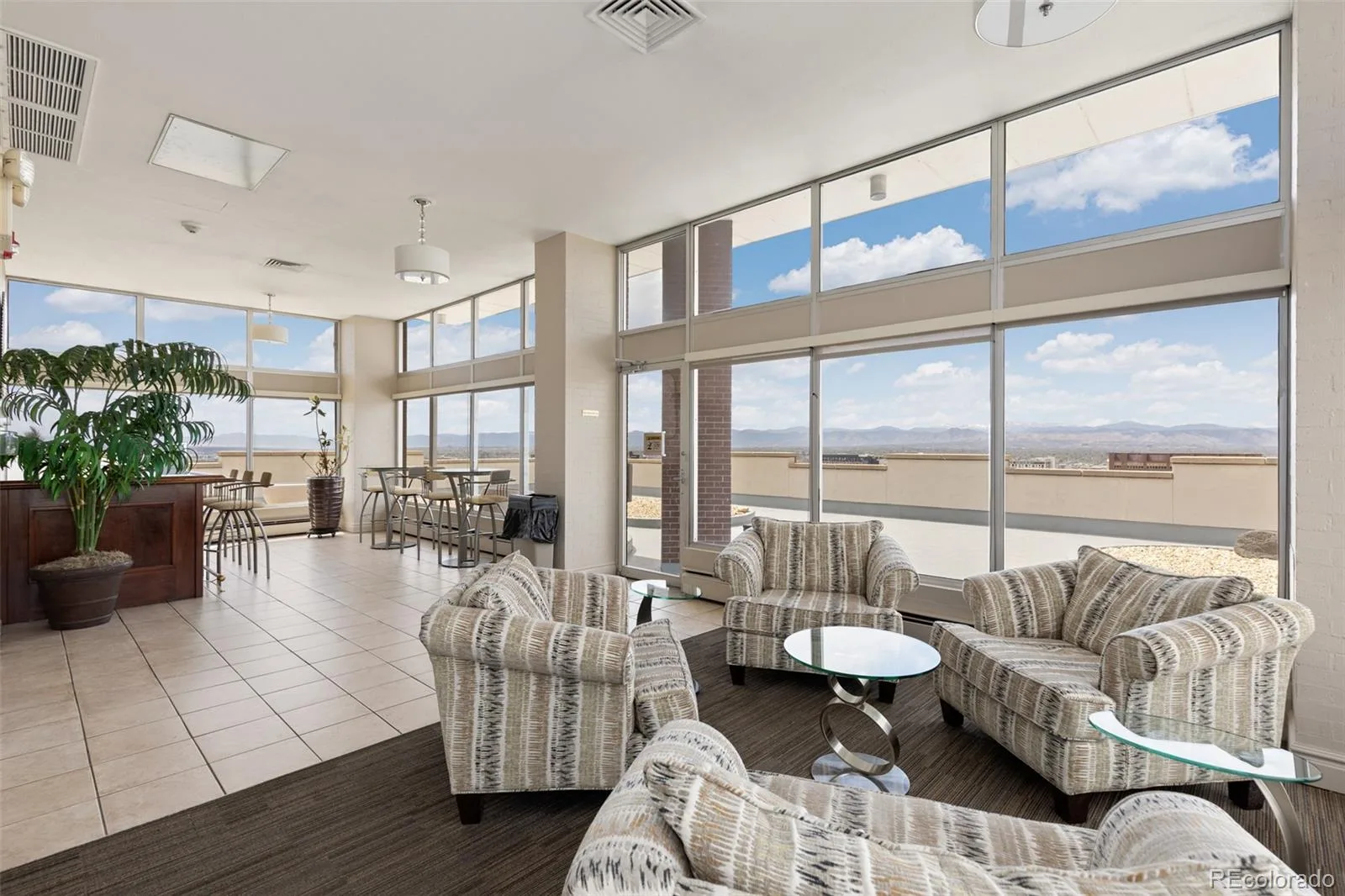 550 E 12th Avenue #1905 Denver CO 80203 MLS #REC1669411 07102026180155 1600 42