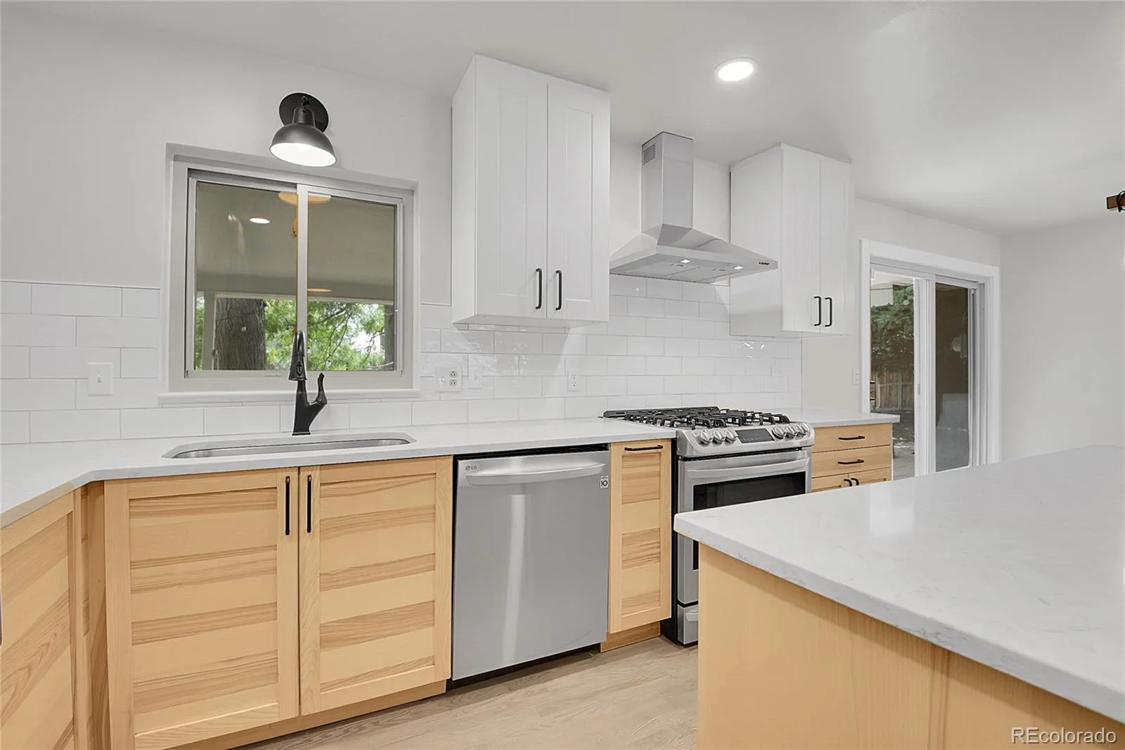 12036 W Wisconsin Drive Lakewood CO 80228 MLS #REC1669418 06092026072713 1600 9