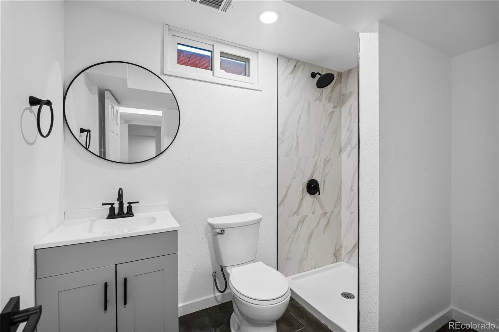 3541 N Monaco Parkway Denver CO 80207 MLS #REC1669824 05252026200810 1600 17