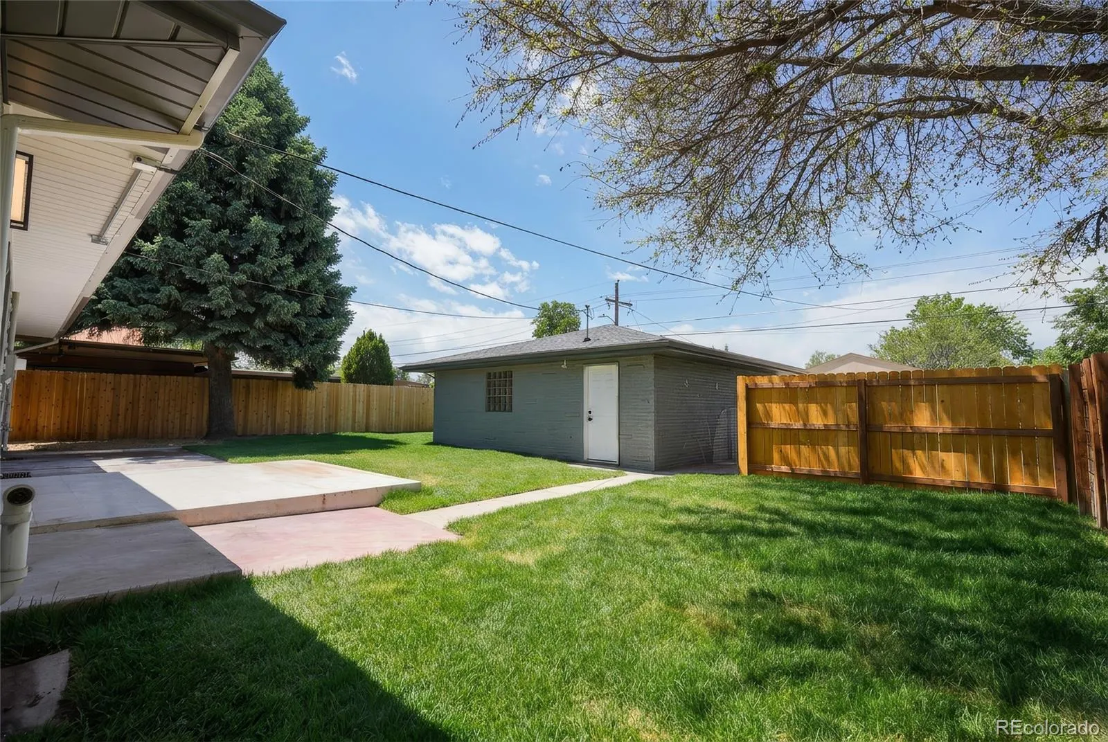 3541 N Monaco Parkway Denver CO 80207 MLS #REC1669824 05252026200810 1600 26