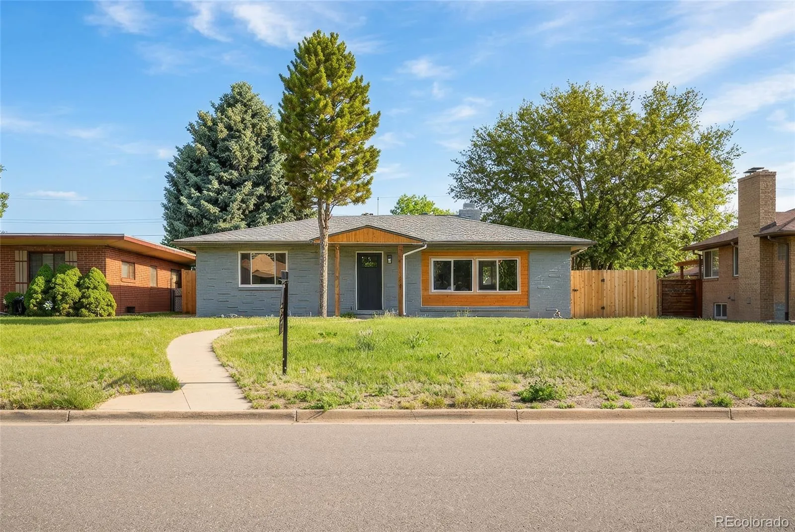 3541 N Monaco Parkway Denver CO 80207 MLS #REC1669824 05252026200810 1600 27