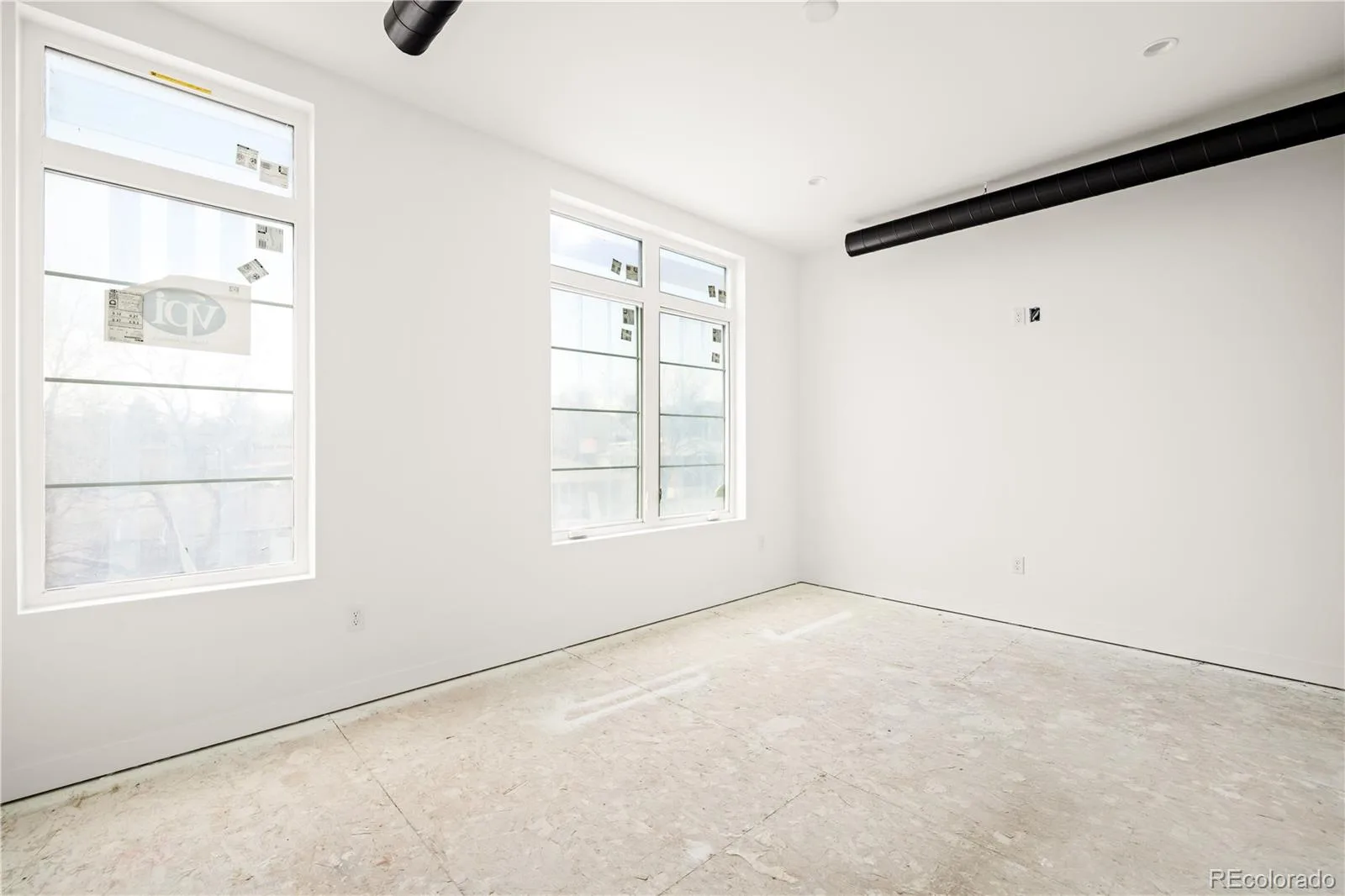 1242 Yates Street #2 Denver CO 80204 MLS #REC1670109 06102026003634 1600 27