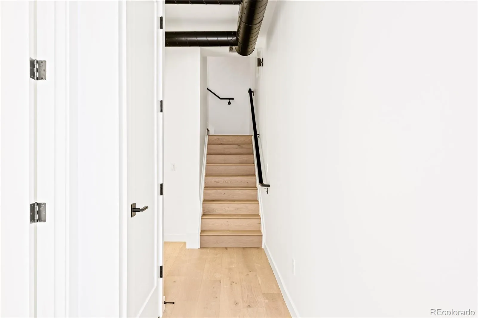 1242 Yates Street #2 Denver CO 80204 MLS #REC1670109 06102026003634 1600 4