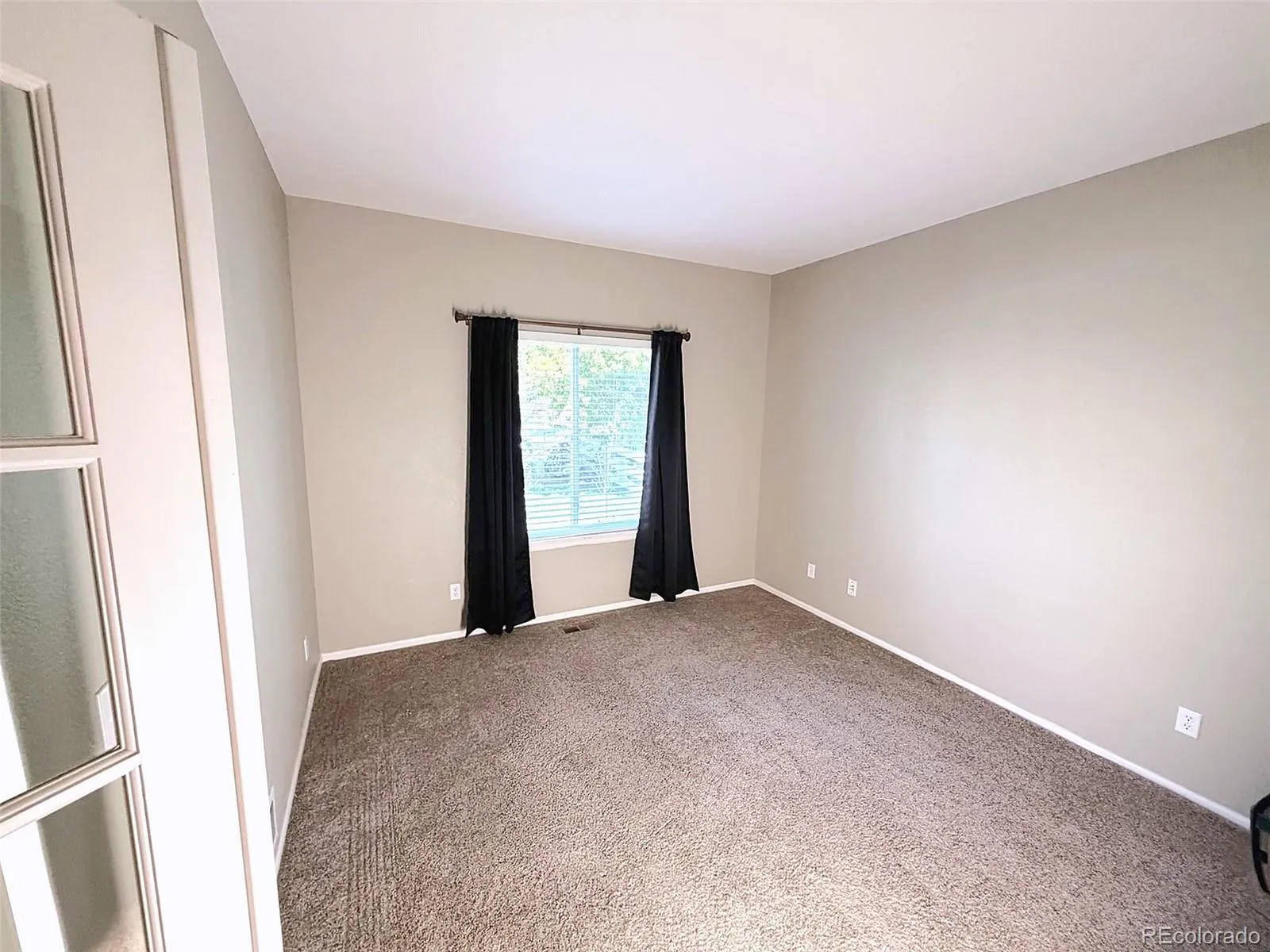 6668 S Killarney Court Aurora CO 80016 MLS #REC1671204 05052026191428 1600 13