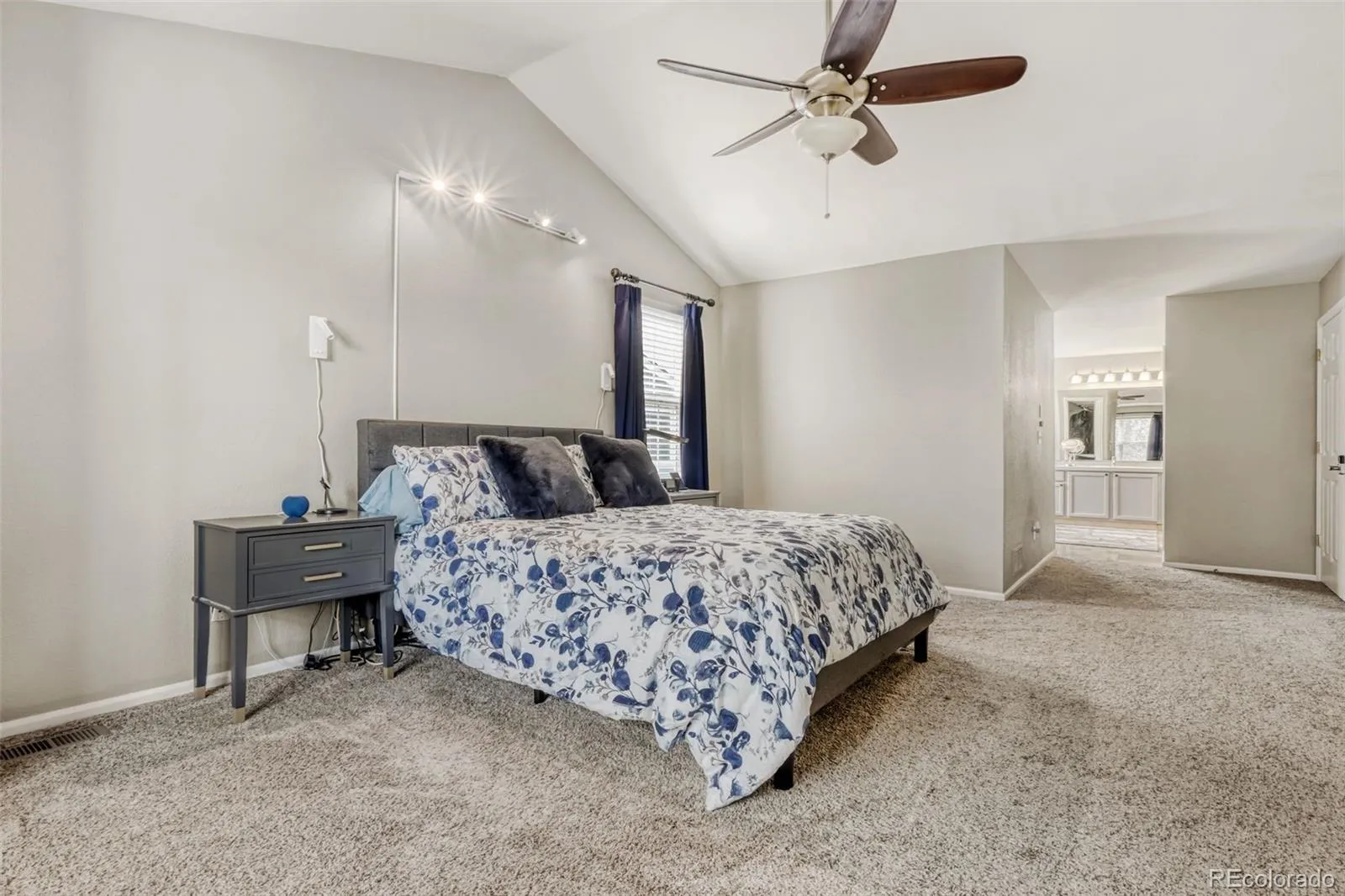 6668 S Killarney Court Aurora CO 80016 MLS #REC1671204 05052026191428 1600 17