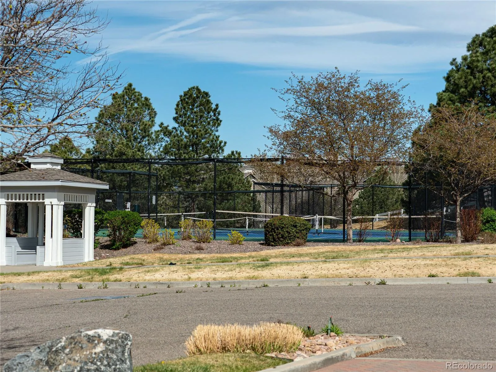 6668 S Killarney Court Aurora CO 80016 MLS #REC1671204 05052026191428 1600 33