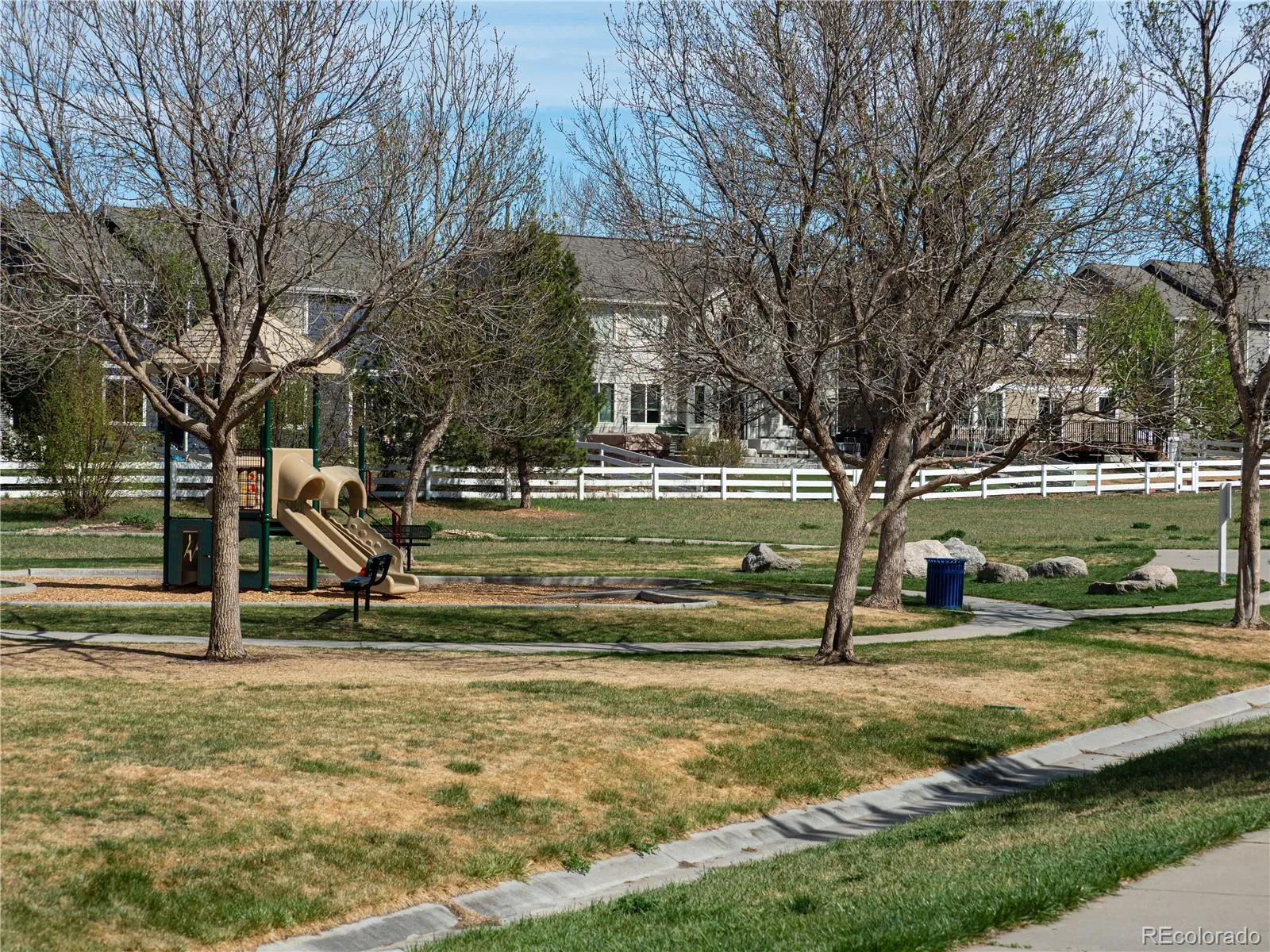 6668 S Killarney Court Aurora CO 80016 MLS #REC1671204 05052026191428 1600 35