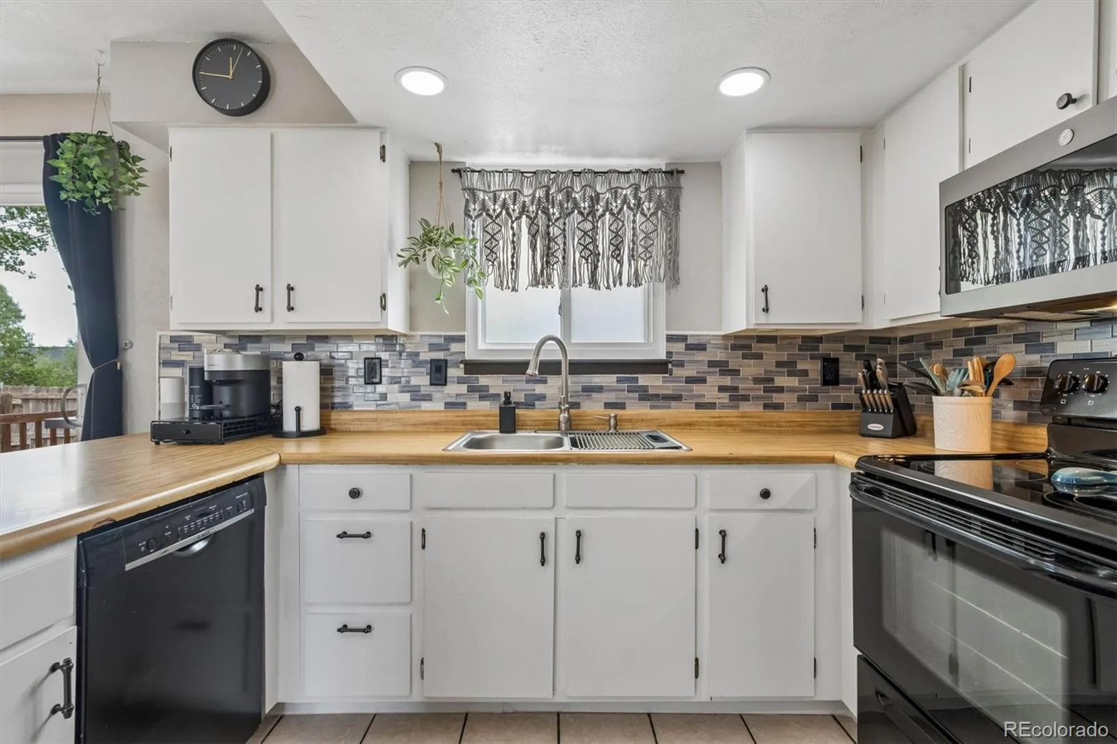17495 E Chenango Drive Aurora CO 80015 | MLS #REC1671536 07302026031709 1600 9