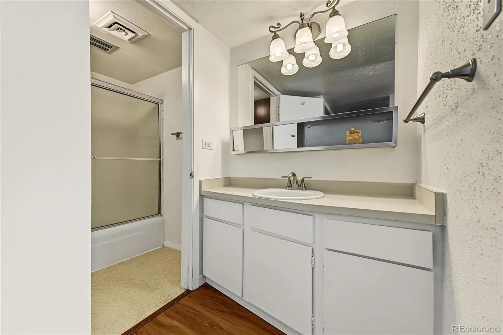 3436 S Locust Street #E #01 Denver CO 80222 | MLS #REC1674255 10072026042720 1600 18