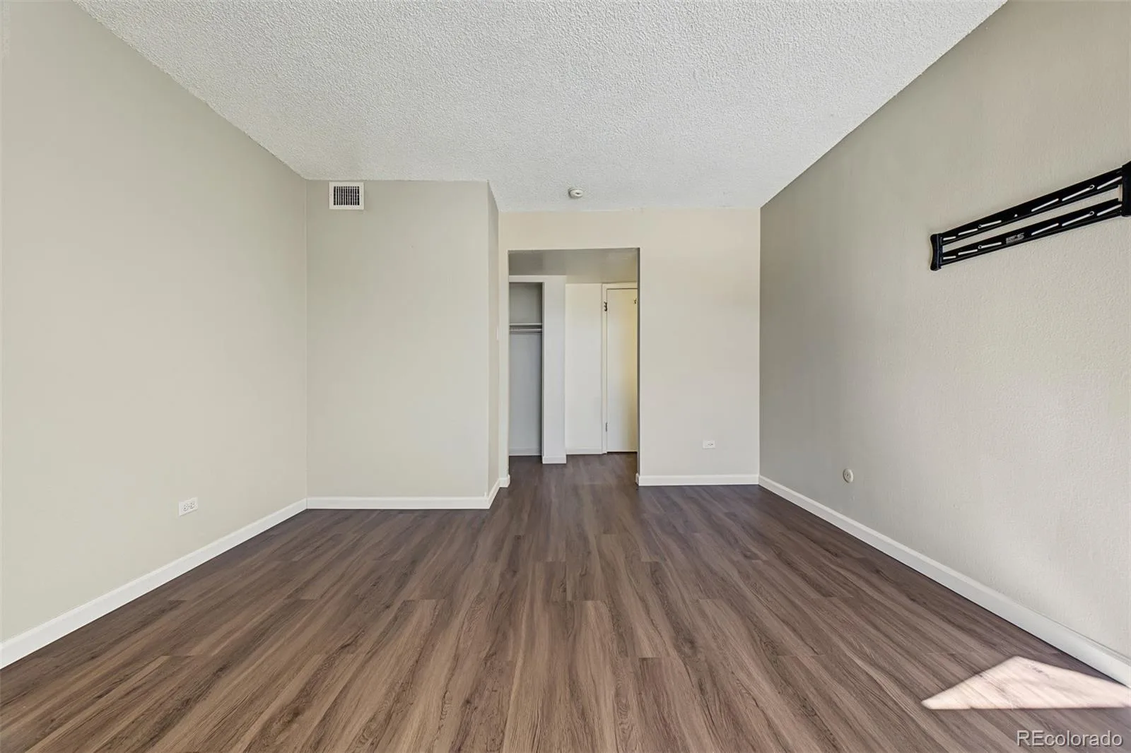 3436 S Locust Street #E #01 Denver CO 80222 | MLS #REC1674255 10072026042720 1600 21