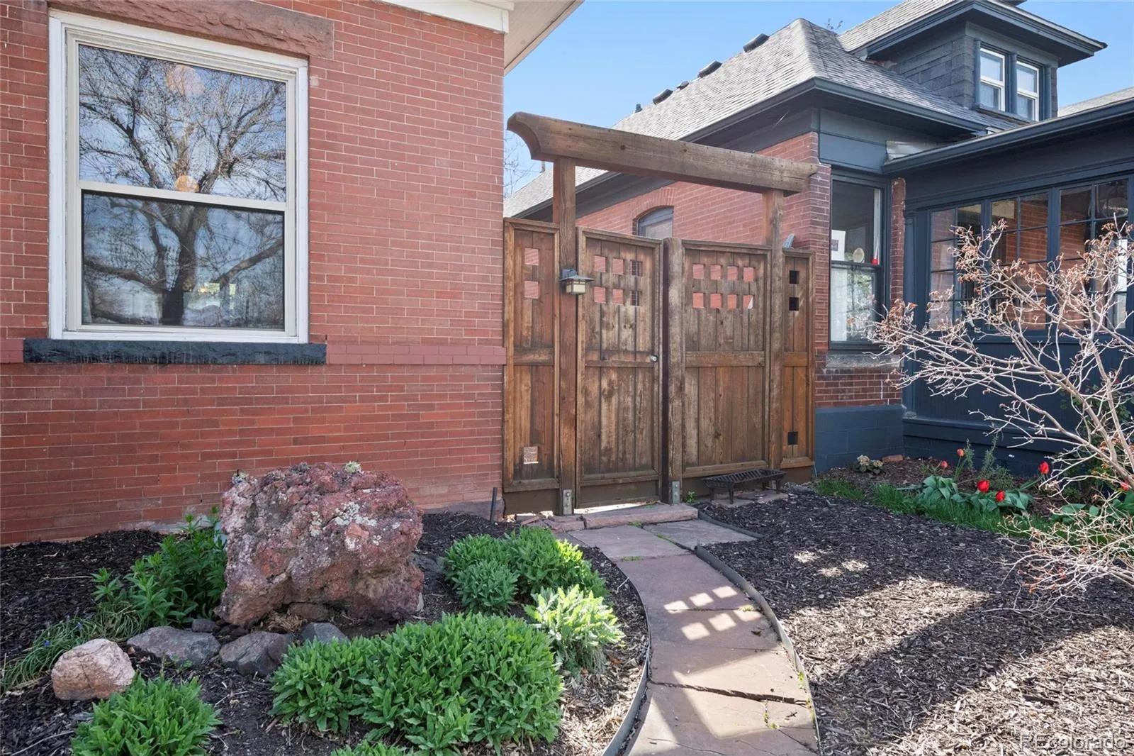 328 S Lincoln Street Denver CO 80209 MLS #REC1674859 06042026140149 1600 1