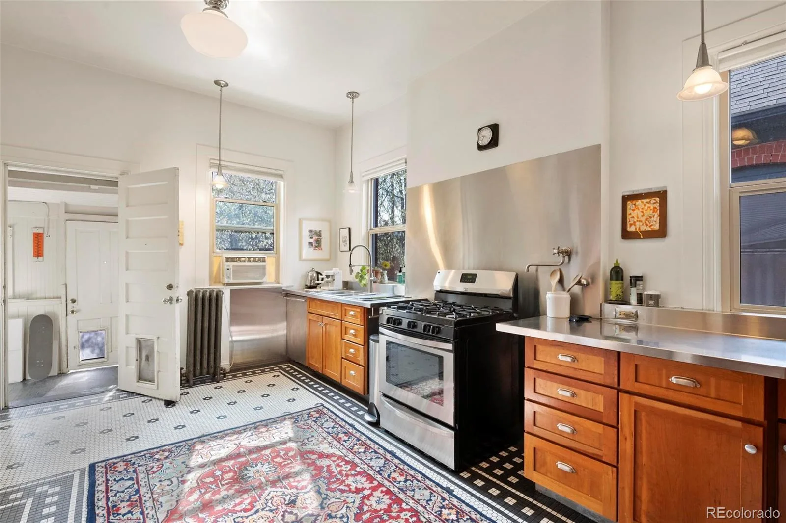 328 S Lincoln Street Denver CO 80209 MLS #REC1674859 06042026140149 1600 19