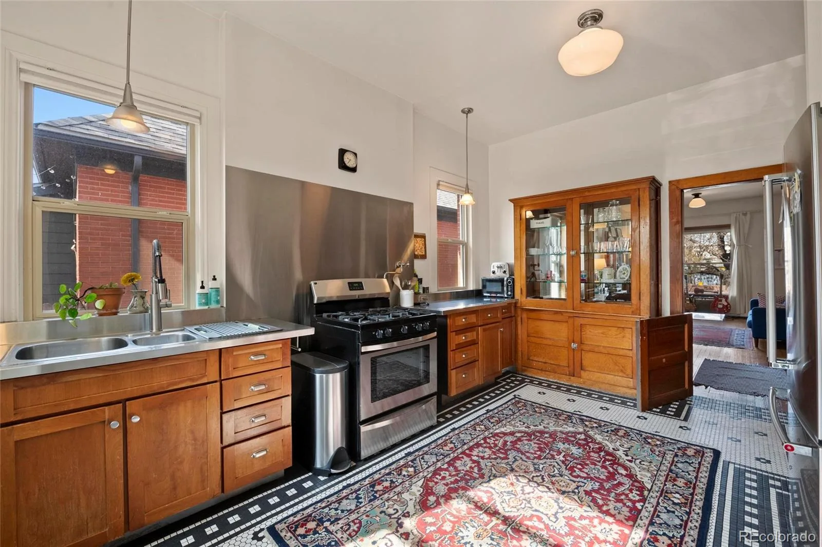 328 S Lincoln Street Denver CO 80209 MLS #REC1674859 06042026140149 1600 21