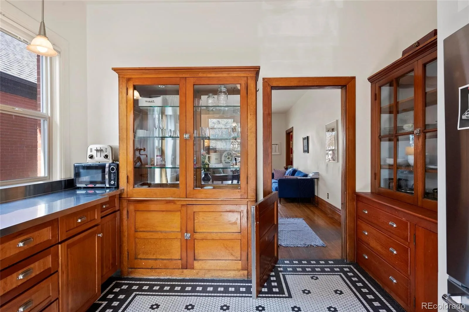 328 S Lincoln Street Denver CO 80209 MLS #REC1674859 06042026140149 1600 22