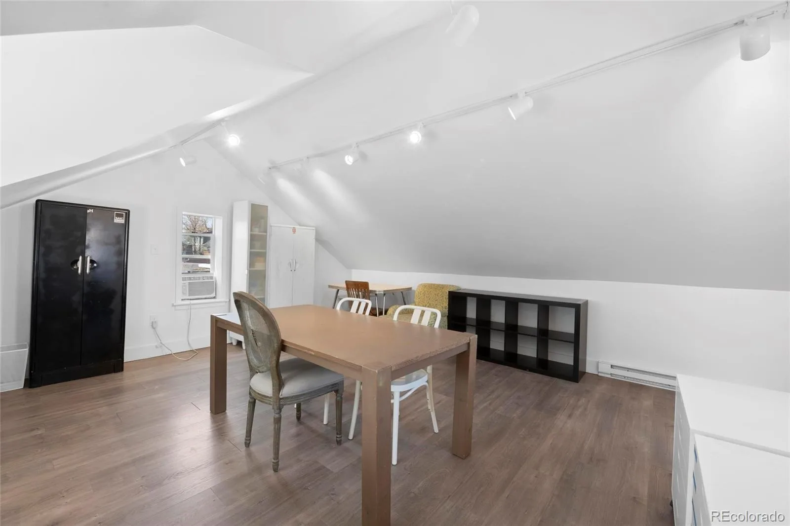 328 S Lincoln Street Denver CO 80209 MLS #REC1674859 06042026140149 1600 38