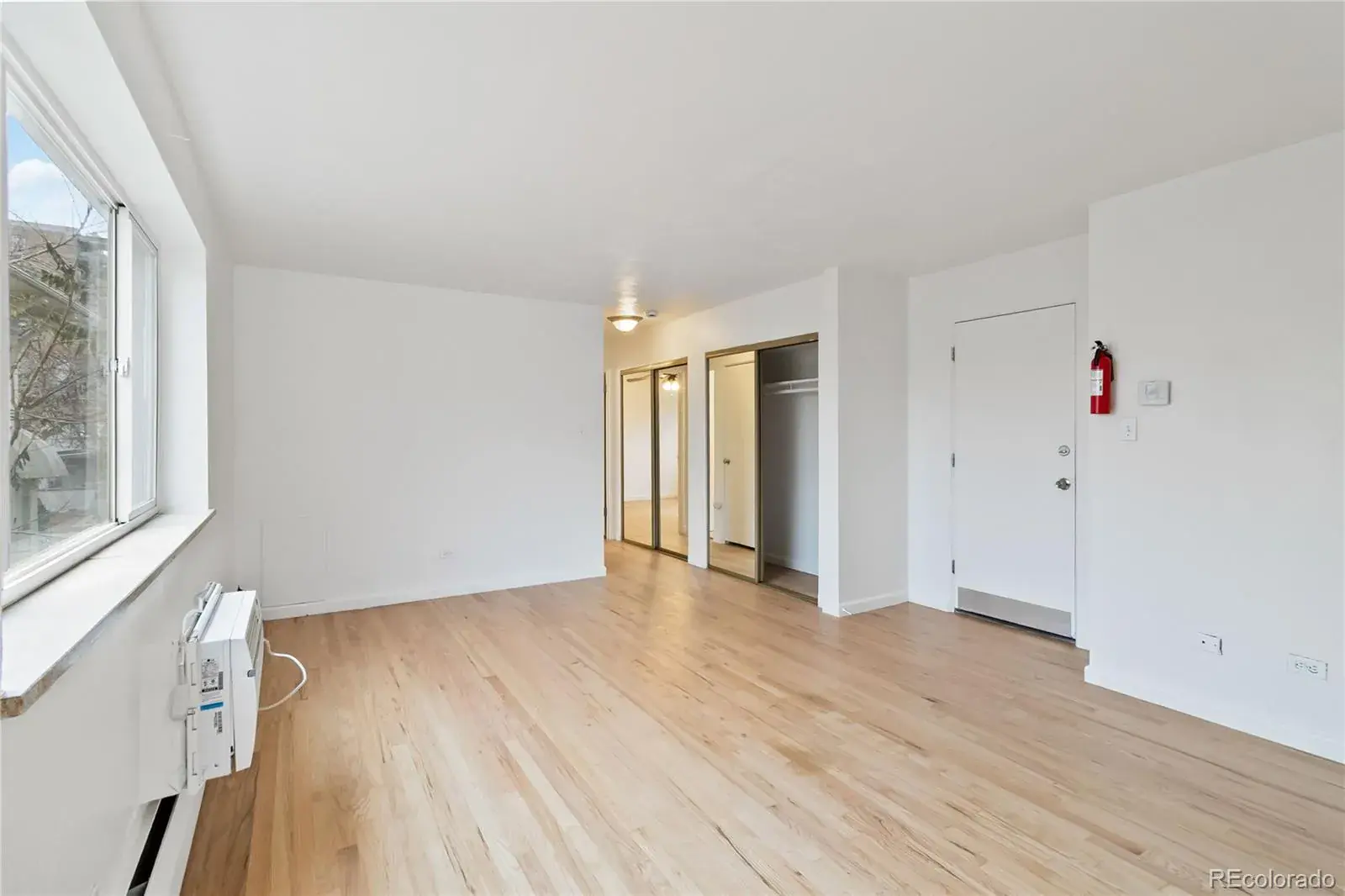 1056 Marion Street #203 Denver CO 80218 MLS #REC1677235 02232026161642 1600 3