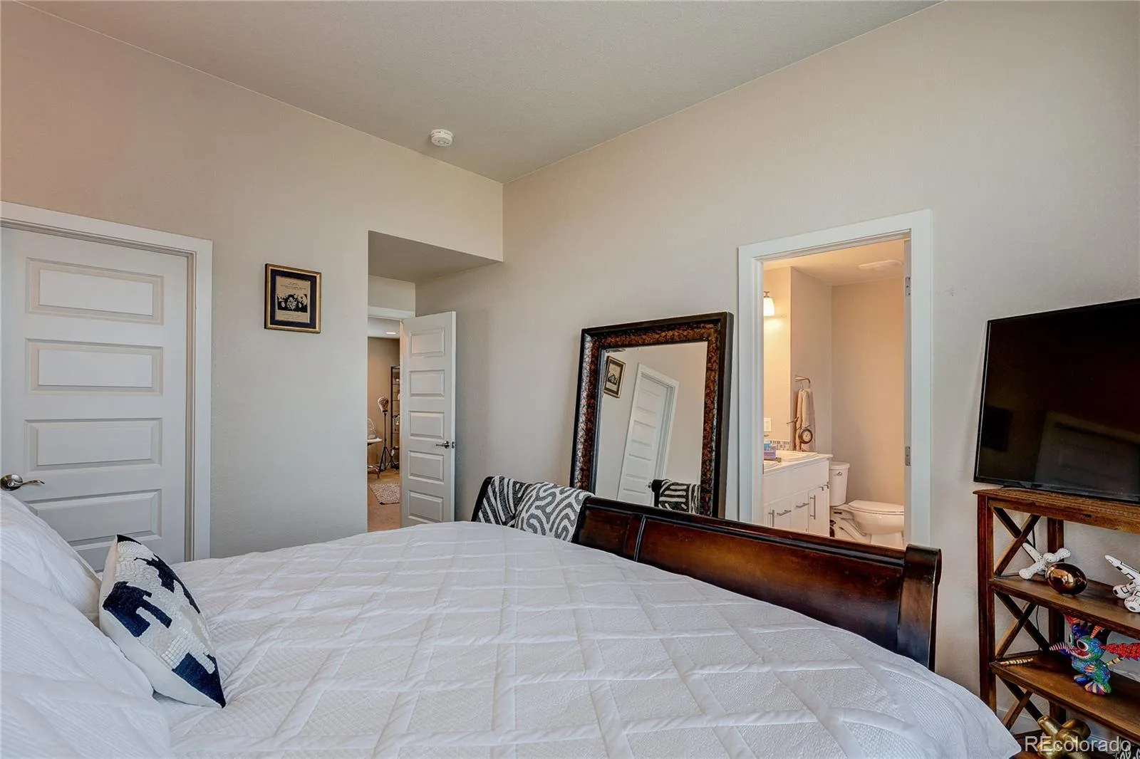 8863 E 55th Avenue Denver CO 80238 | MLS #REC1680544 08082026181553 1600 27