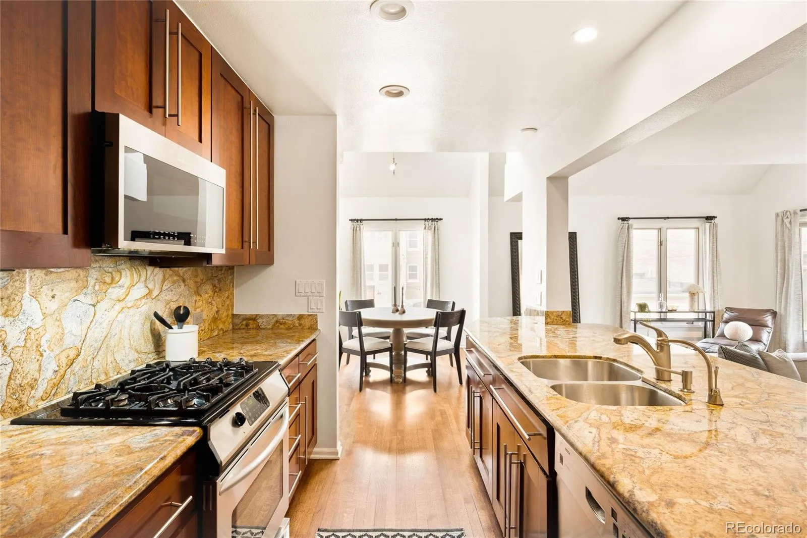 04162026160506 1600 12