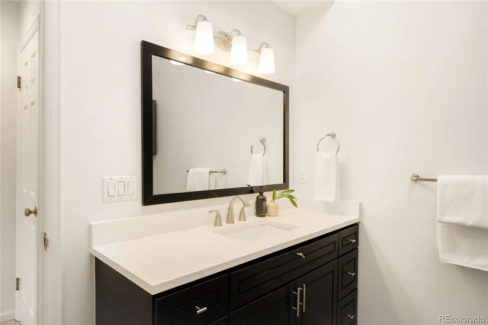 04162026160506 1600 25