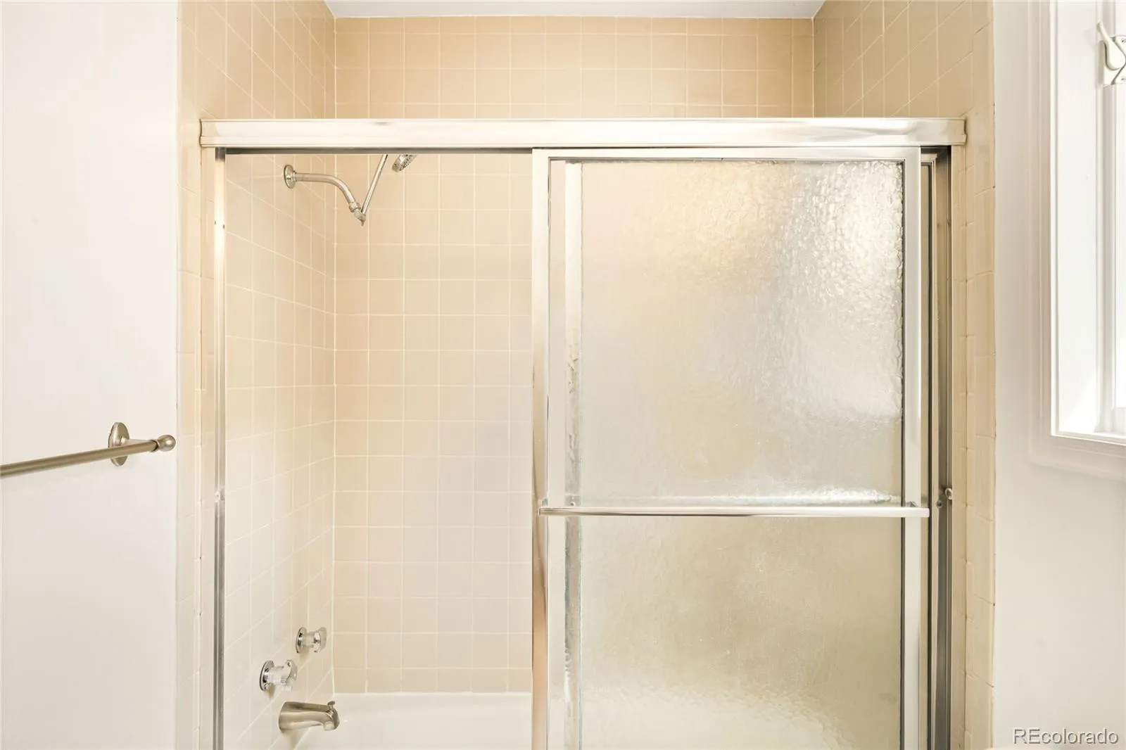 04162026160506 1600 33