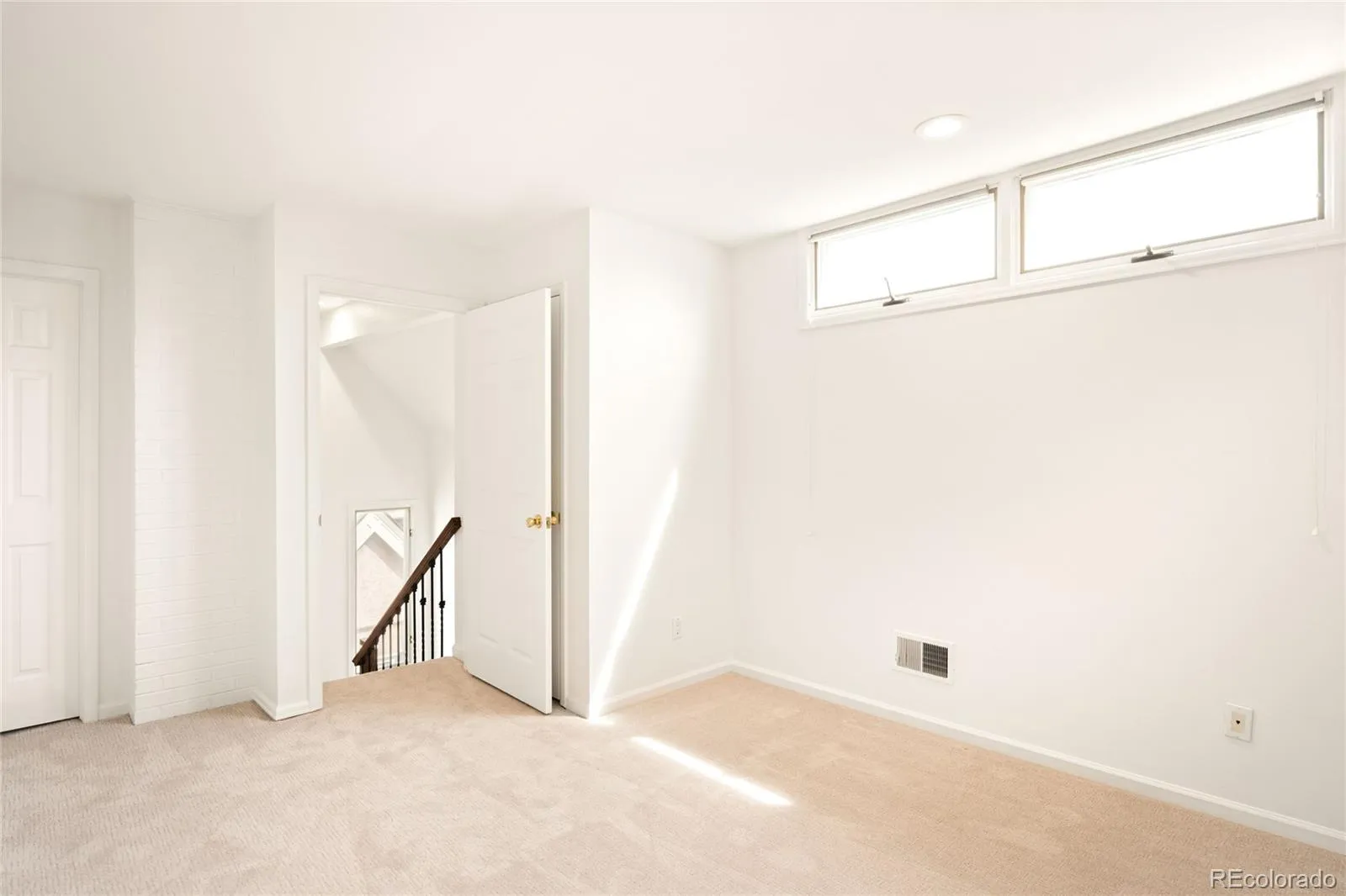 04162026160506 1600 34