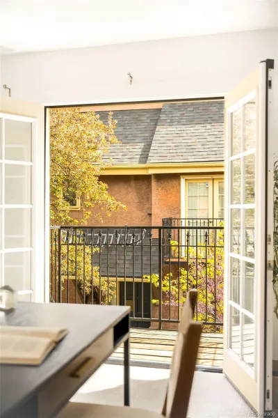 04162026160506 800 28