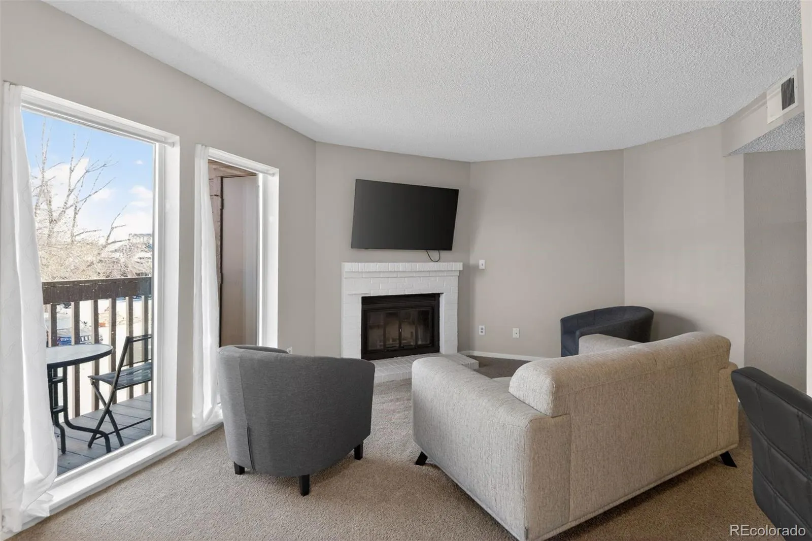12366 W Nevada Place #204 Lakewood CO 80228 MLS #REC1681353 04012026161206 1600 2