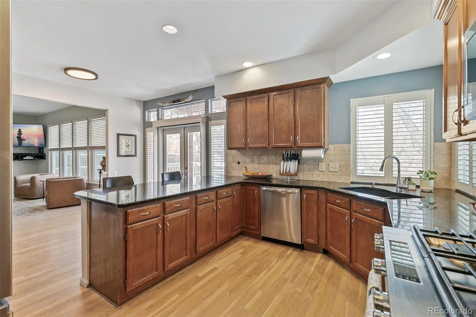 10233 King Court Westminster CO 80031 MLS #REC1682687 06102026011910 1600 15