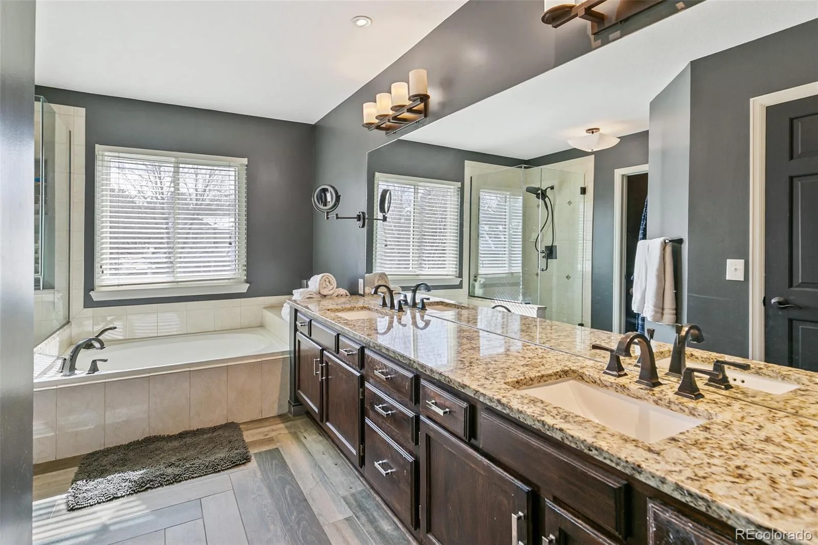 10233 King Court Westminster CO 80031 MLS #REC1682687 06102026011910 1600 23