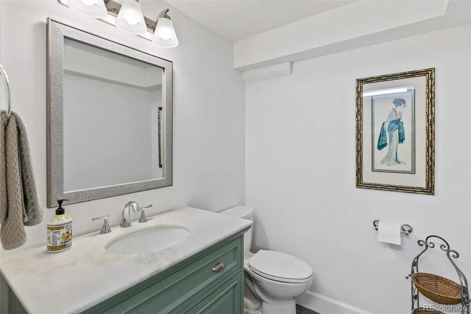 10233 King Court Westminster CO 80031 MLS #REC1682687 06102026011910 1600 33