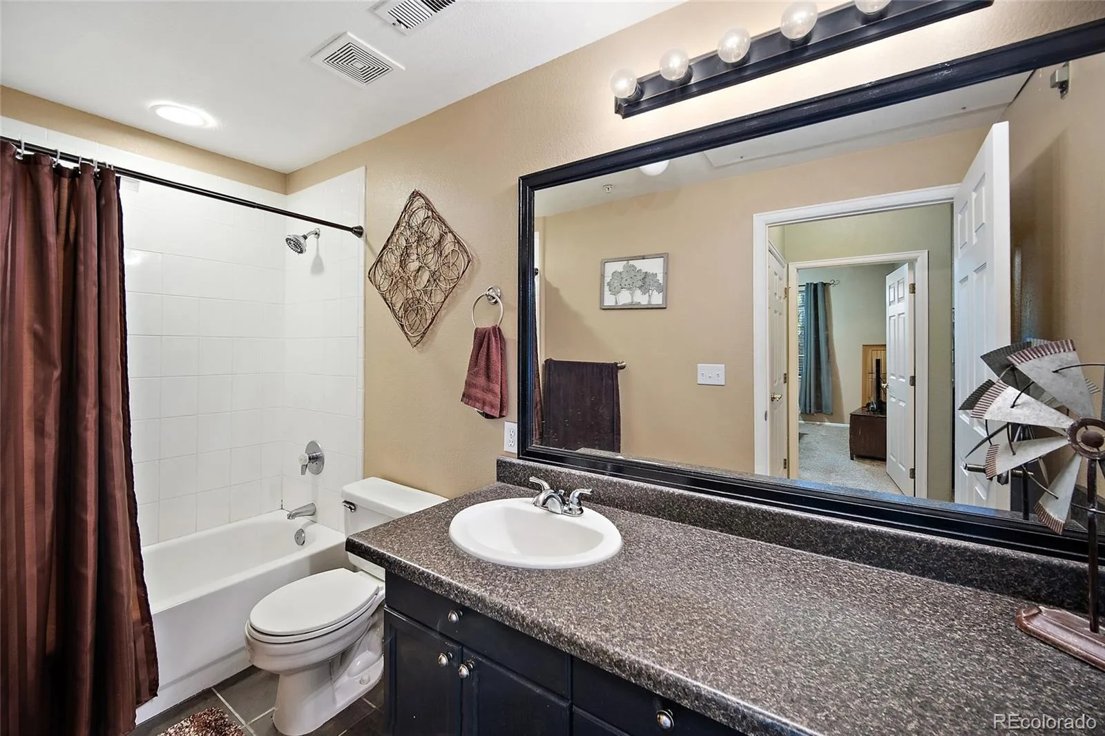 8400 S Upham Way #F22 Littleton CO 80128 | MLS #REC1684392 08032026221716 1600 11