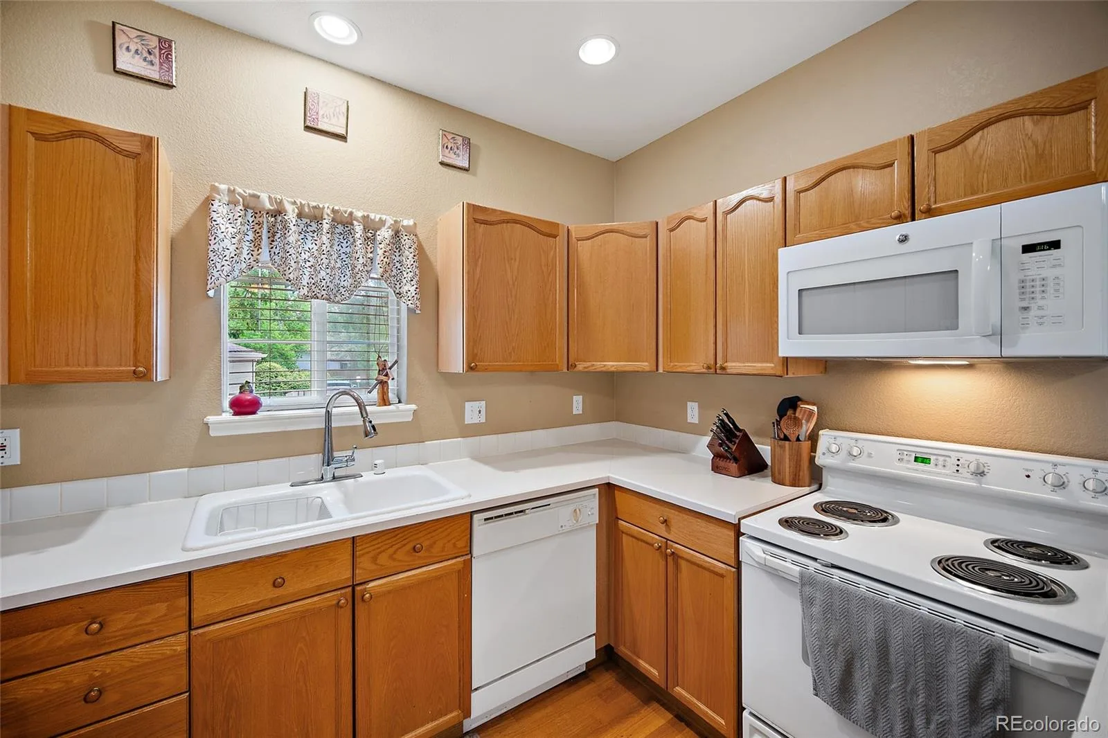 8400 S Upham Way #F22 Littleton CO 80128 | MLS #REC1684392 08032026221716 1600 6