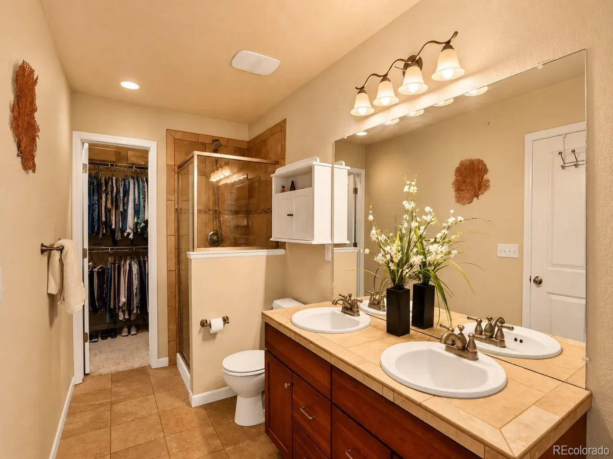 6907 W Virginia Place Lakewood CO 80226 | MLS #REC1687519 10102026234204 1200 14