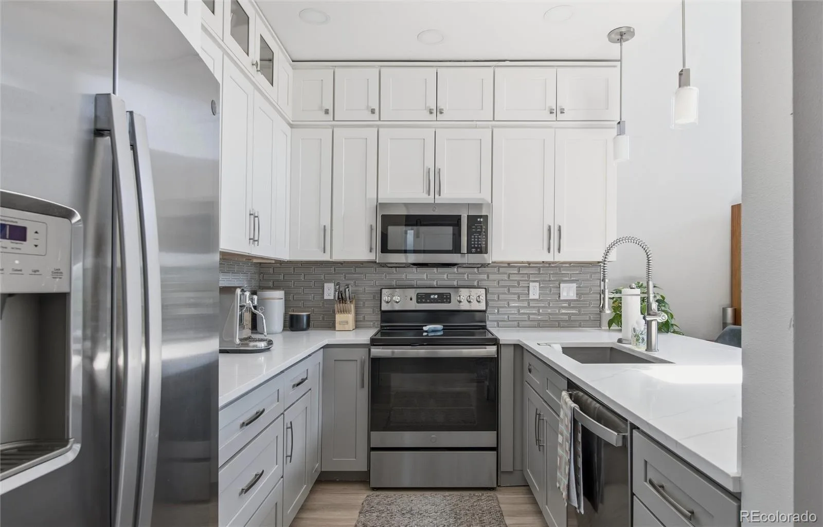 1000 E 1st Avenue #404 Denver CO 80218 MLS #REC1688631 06192026034640 1600 13