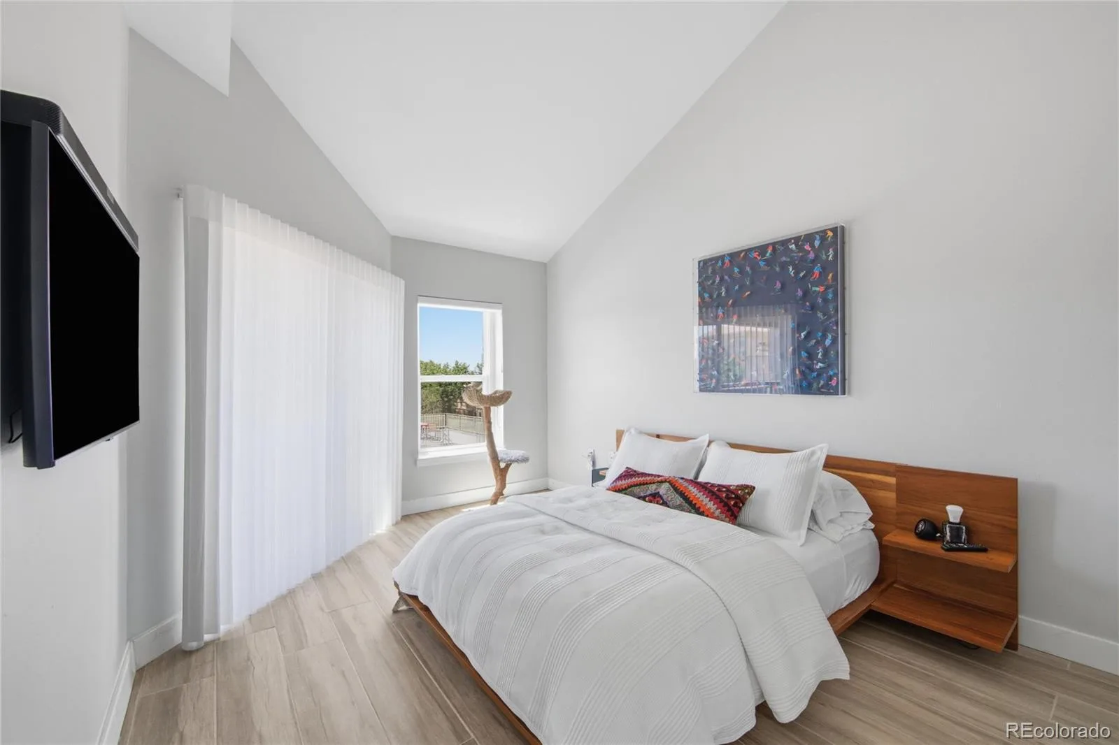 1000 E 1st Avenue #404 Denver CO 80218 MLS #REC1688631 06192026034640 1600 17