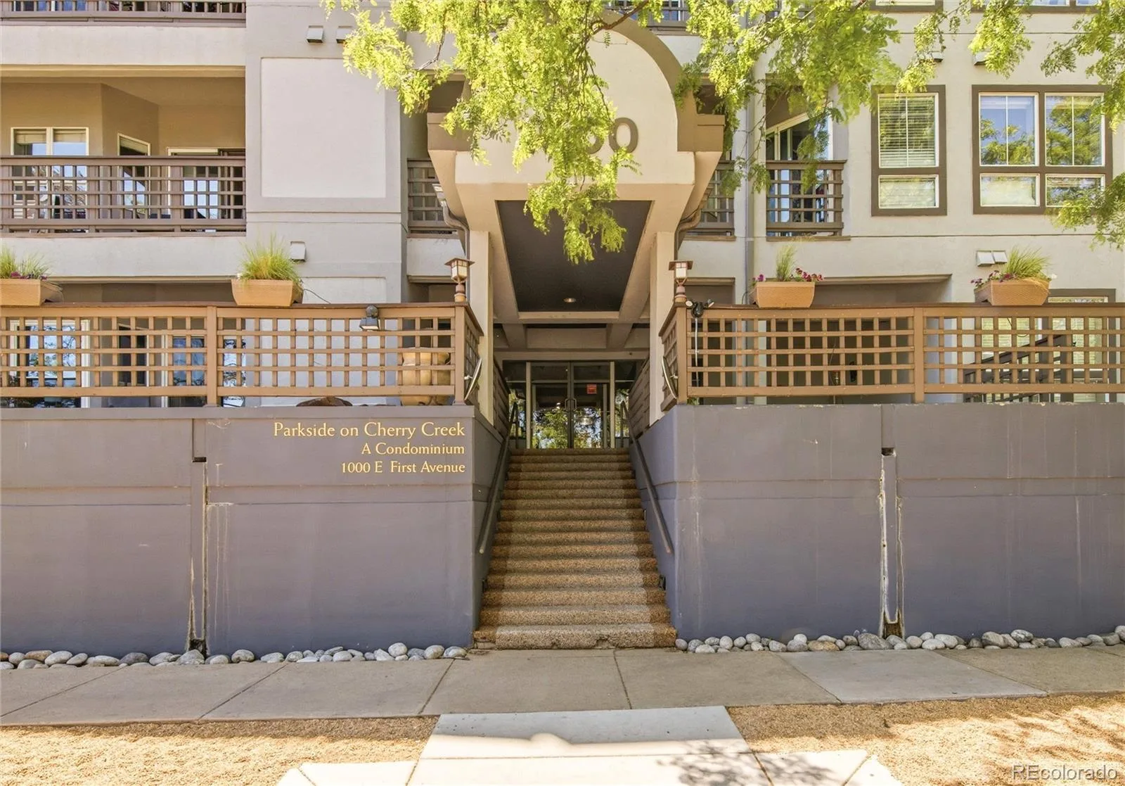 1000 E 1st Avenue #404 Denver CO 80218 MLS #REC1688631 06192026034640 1600 2