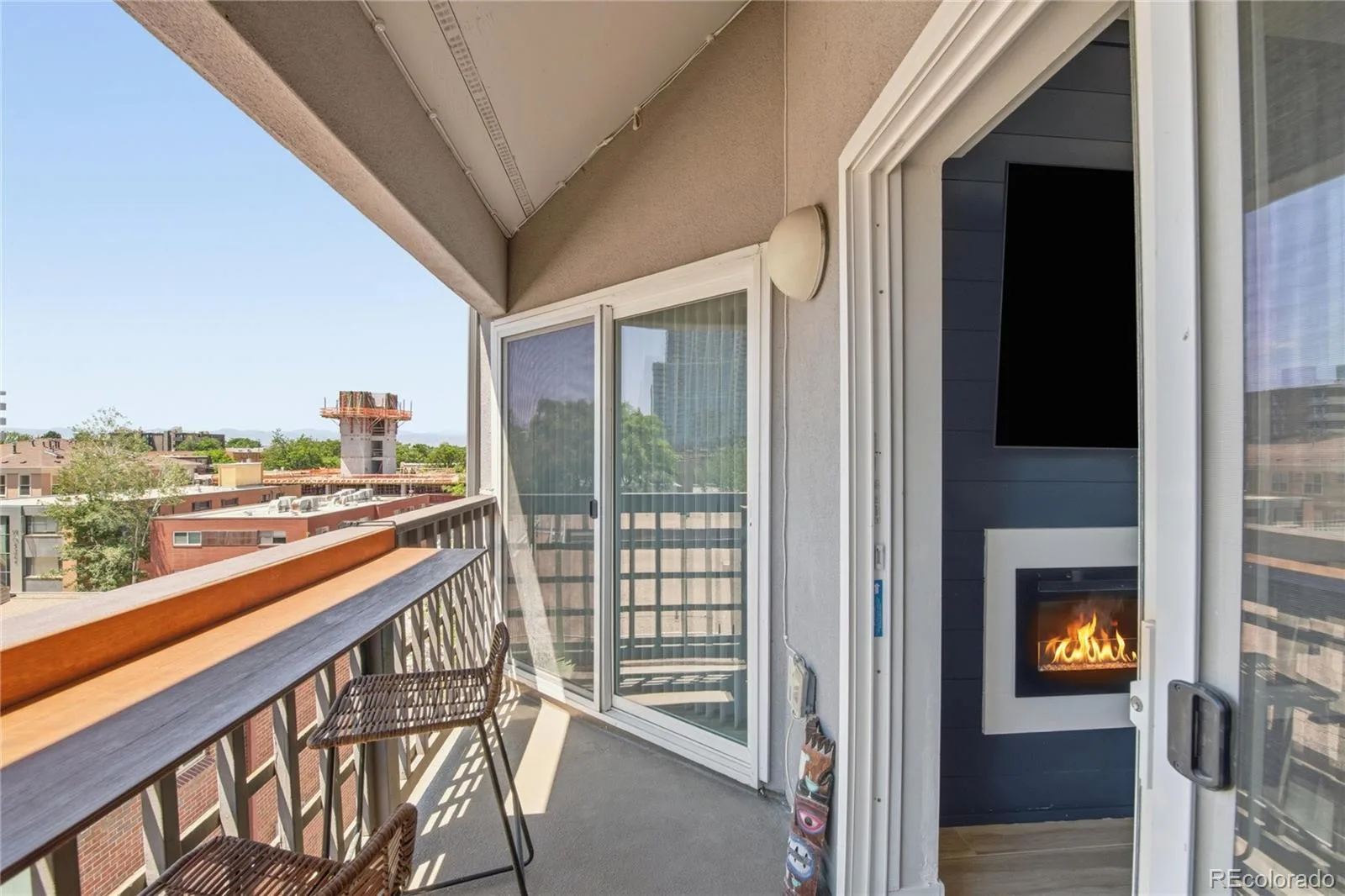1000 E 1st Avenue #404 Denver CO 80218 MLS #REC1688631 06192026034640 1600 24