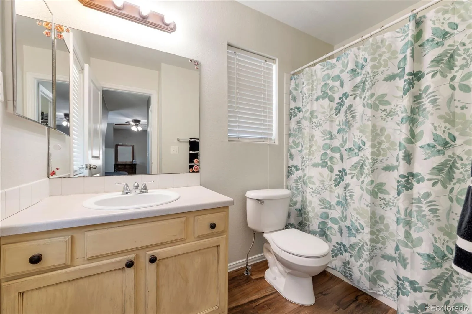 10742 Dayton Way Commerce City CO 80640 | MLS #REC1689957 05192026010443 1600 5