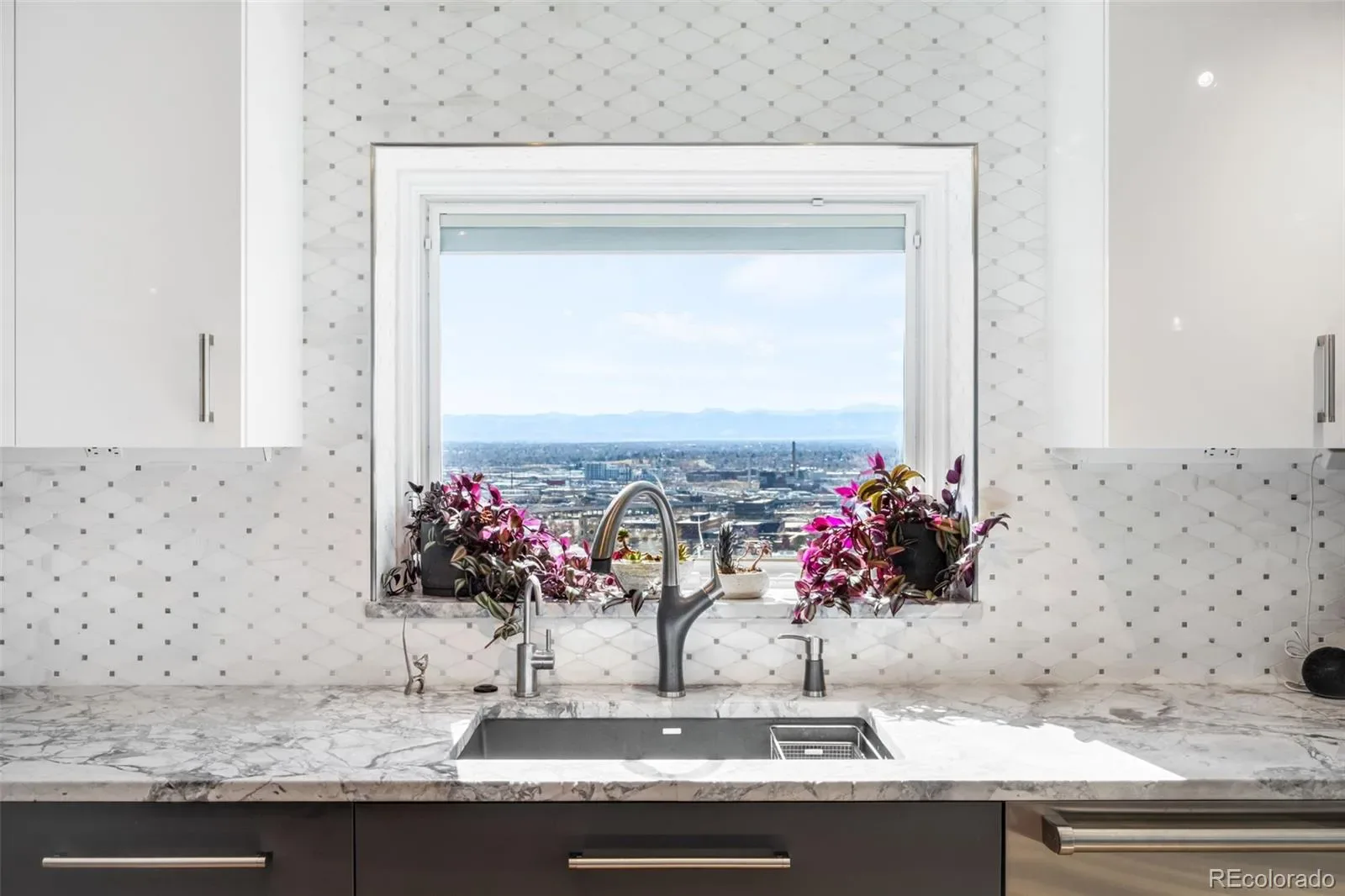 03192026234344 1600 11