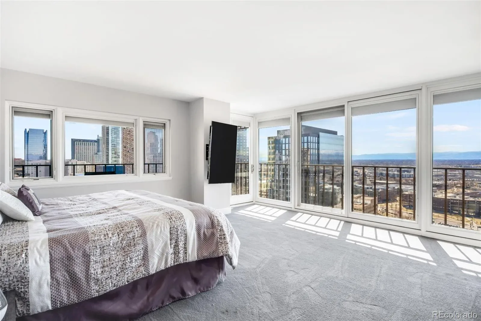 03192026234344 1600 23