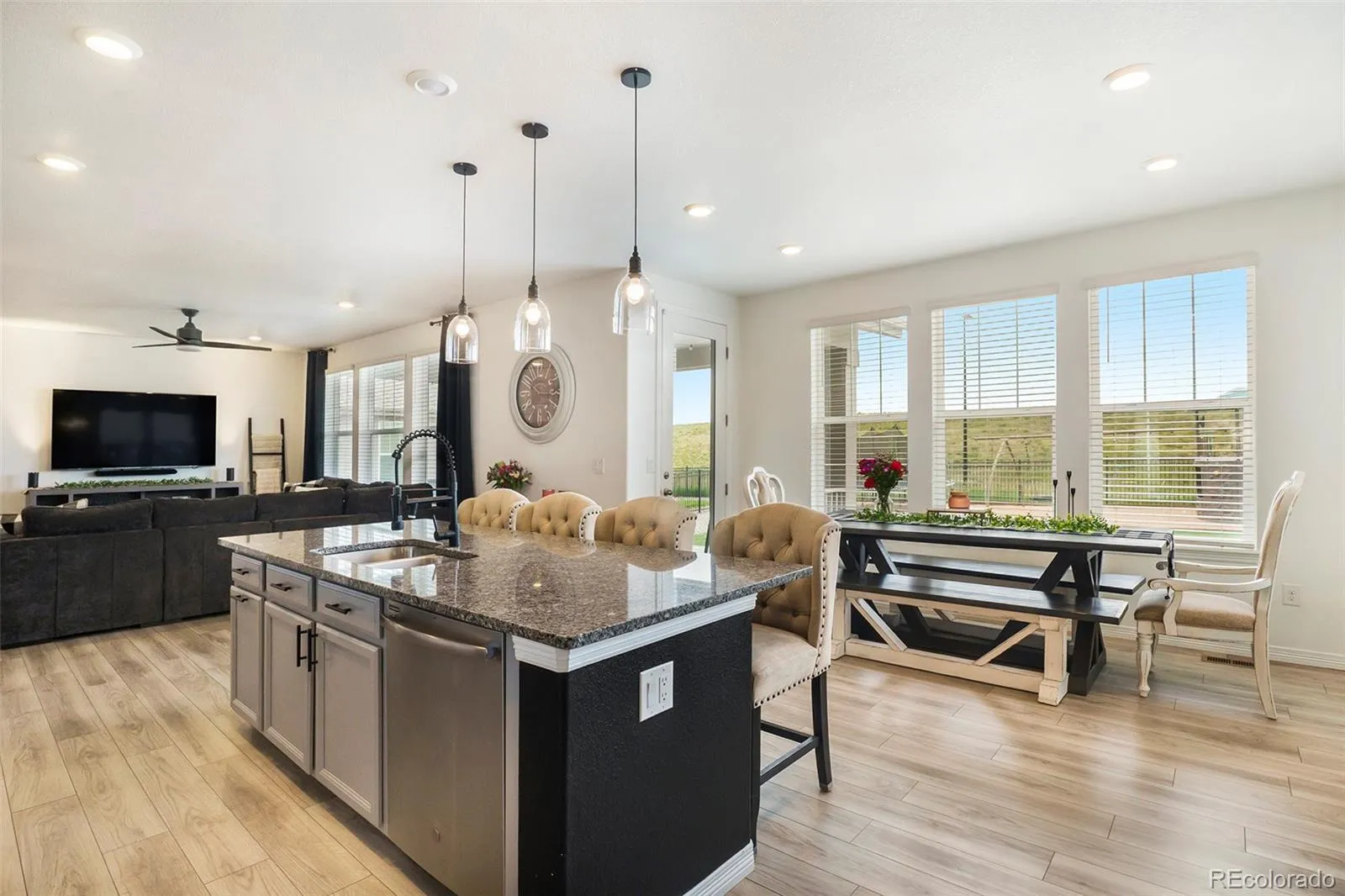 8078 S Yantley Court Aurora CO 80016 MLS #REC1691842 04162026180859 1600 9