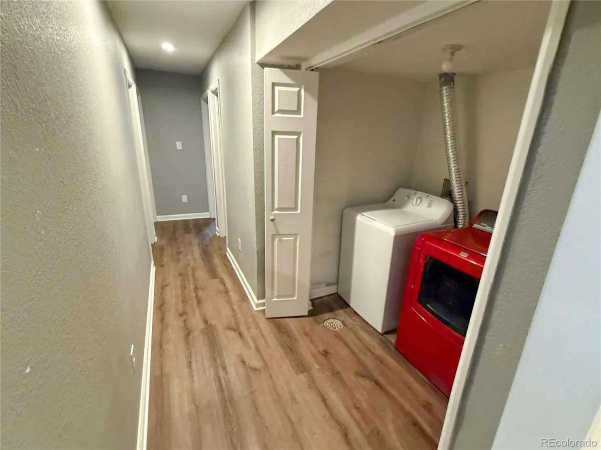 04202026234250 1200 19