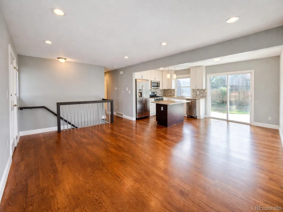 04202026234250 1200 4