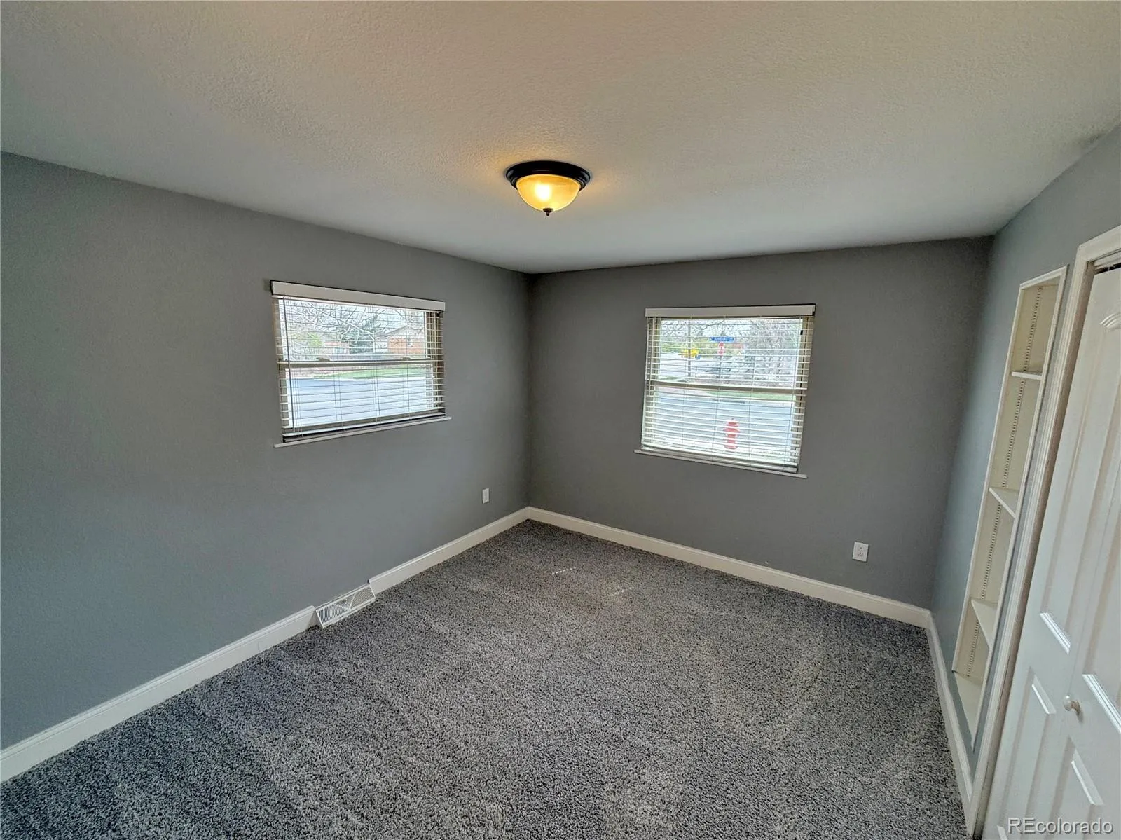 04202026234250 1600 16