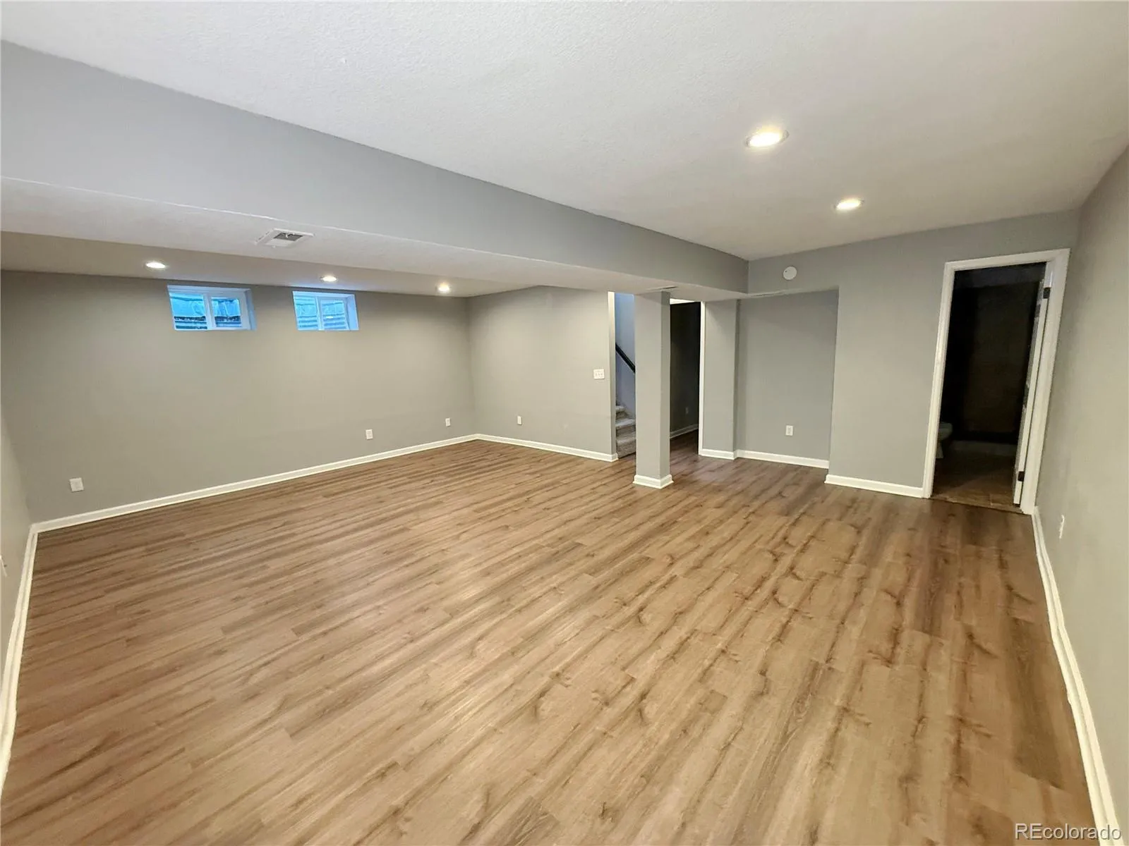 04202026234250 1600 23