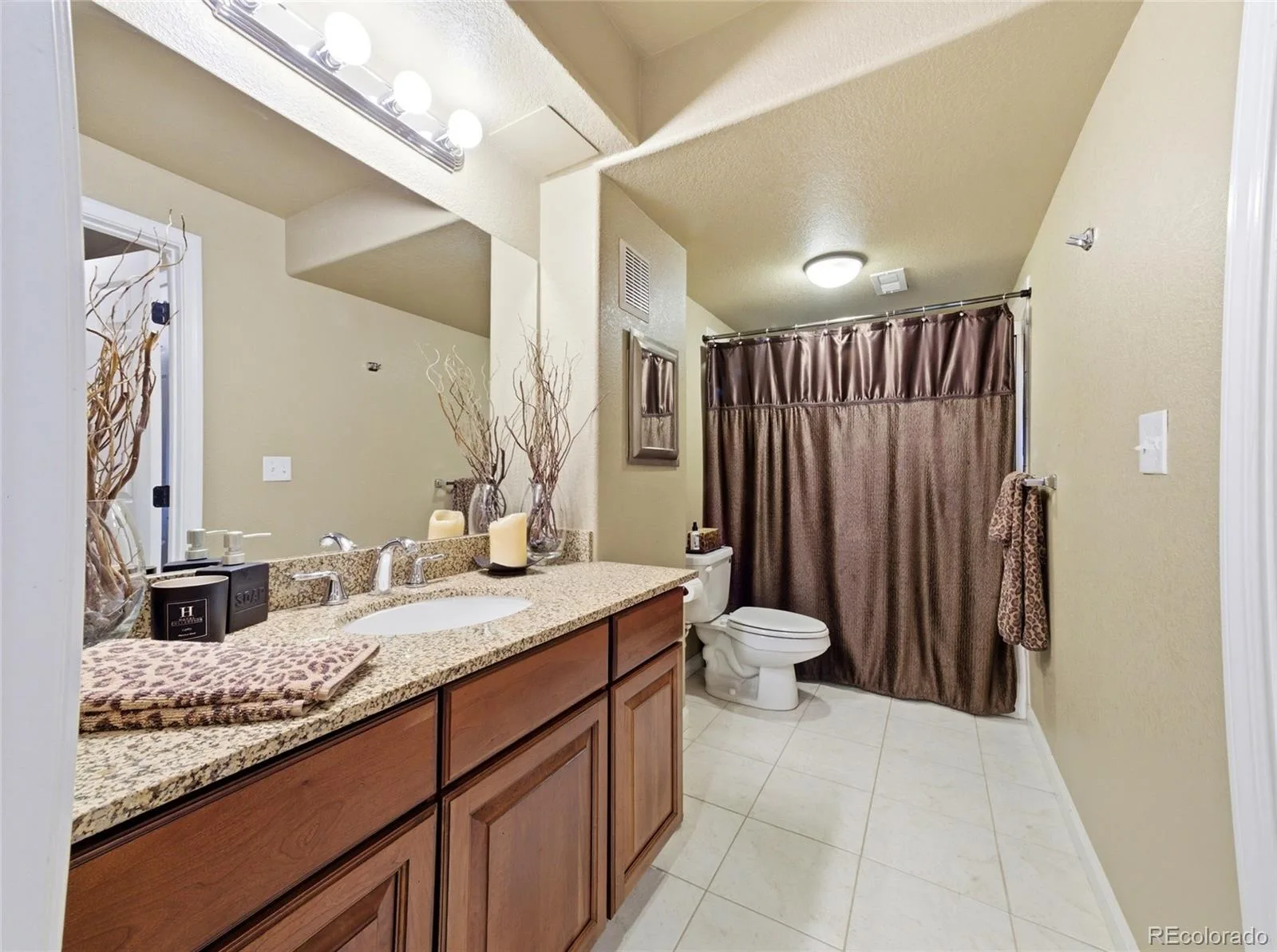 9275 E Aspen Hill Place Lone Tree CO 80124 MLS #REC1696311 06022026205829 1600 37