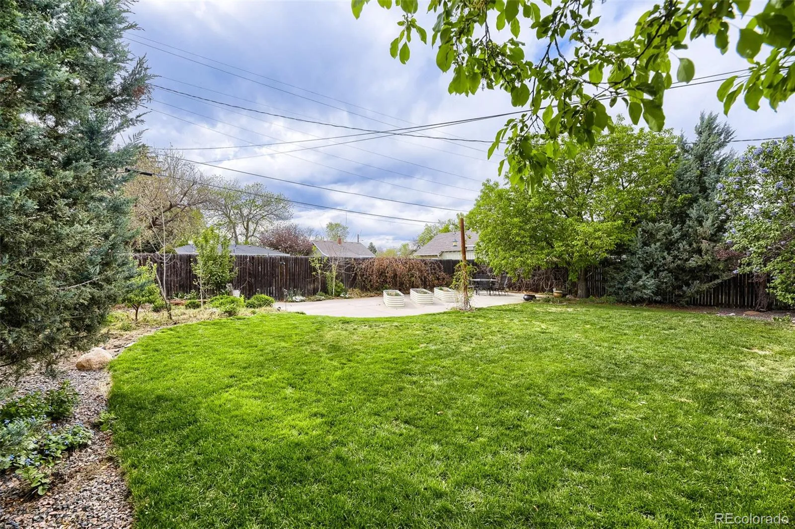 04152026235255 1600 40