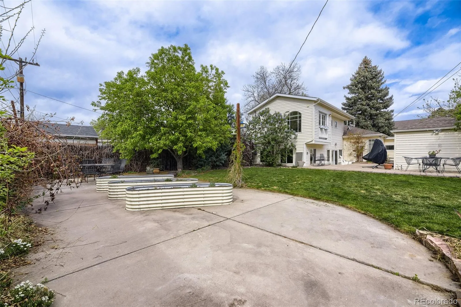 04152026235255 1600 9