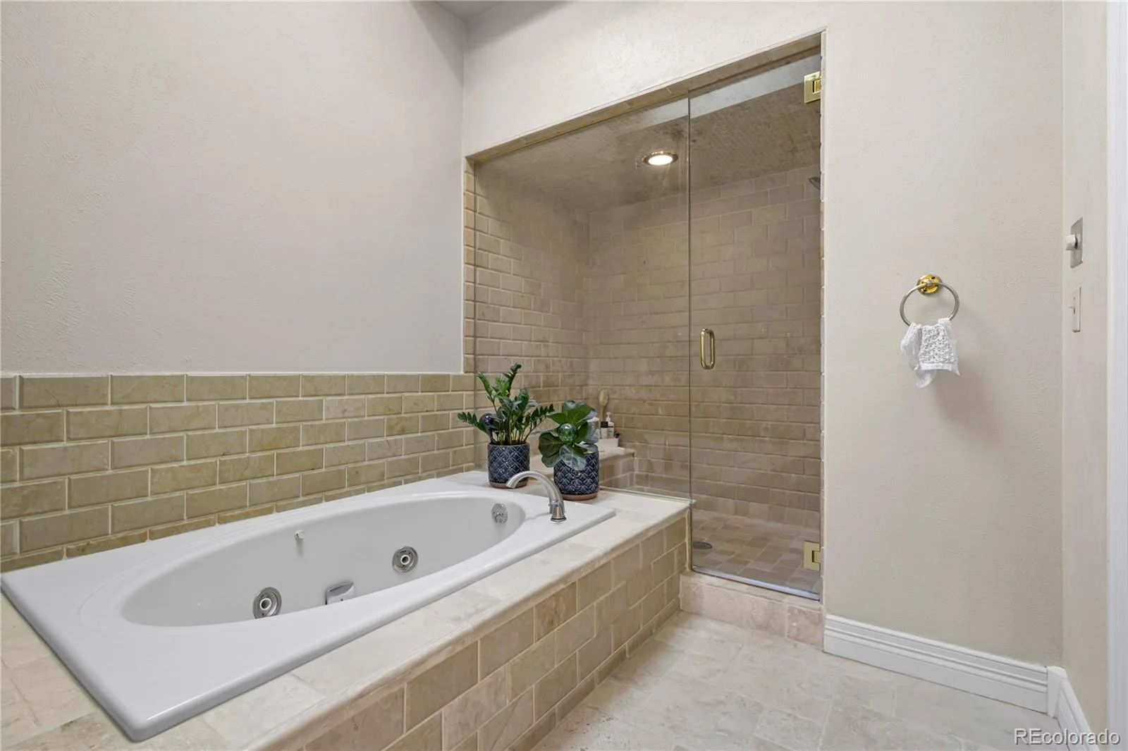 214 Adams Street Denver CO 80206 | MLS #REC1696362 10092026202806 1600 26